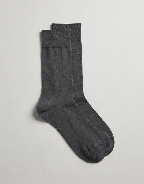 fine-knit-organic-cotton-ankle-socks-grey_600x600.jpg